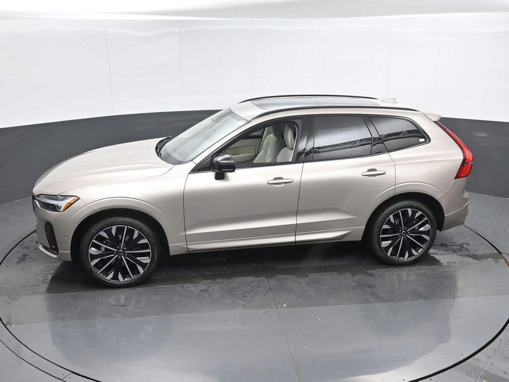 New 2026 Volvo XC60 B5 Ultra w/ Protection Package Premier image 36