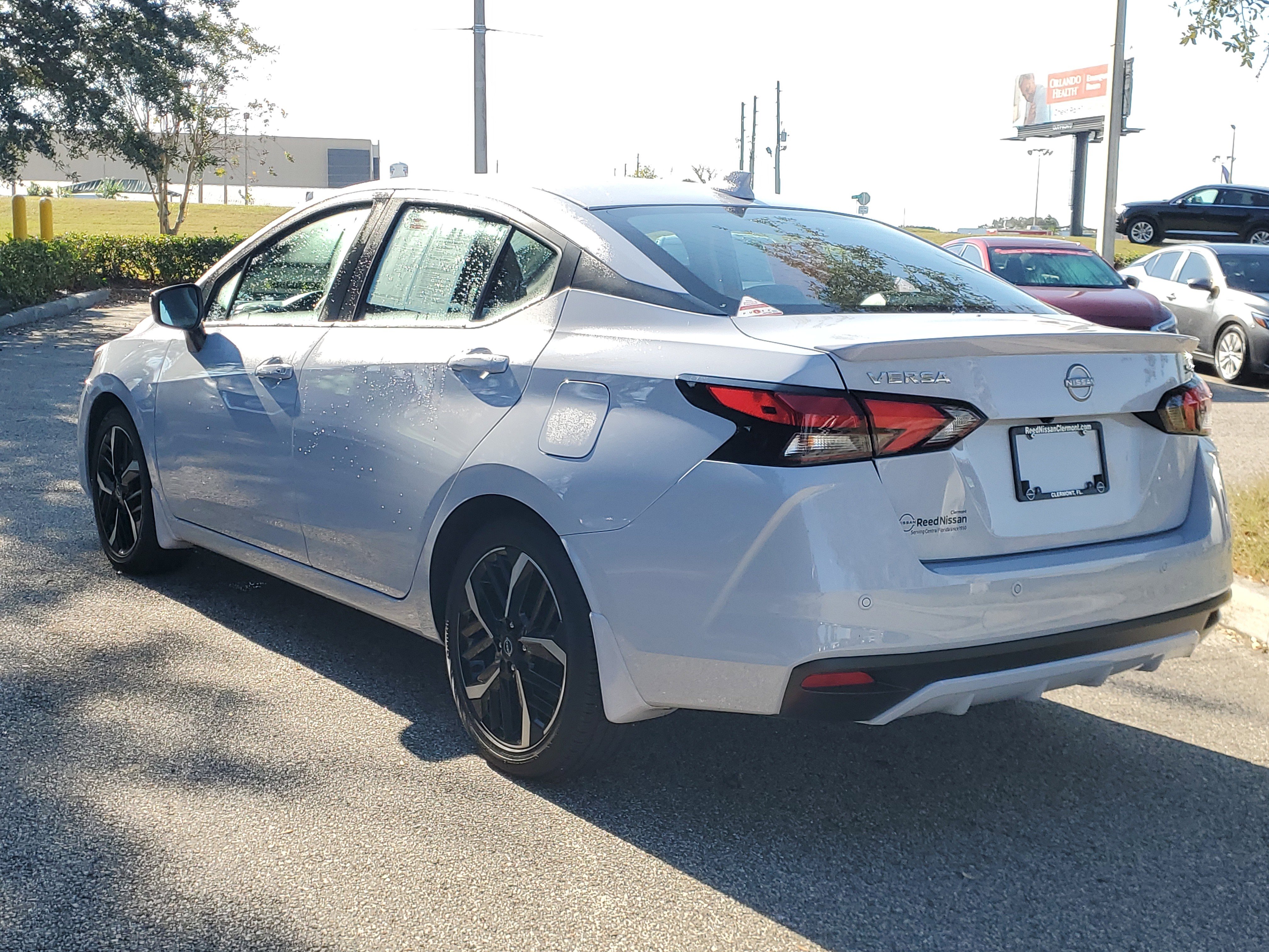 Certified 2025 Nissan Versa SR w/ Trunk Package image 8