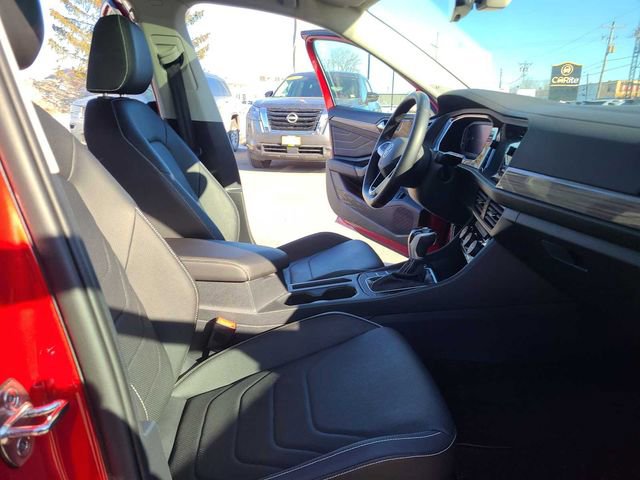 Used 2023 Volkswagen Jetta SEL image 18