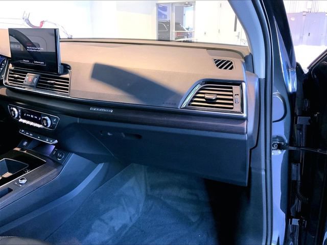 Certified 2023 Audi Q5 Premium w/ Convenience Package AWD/4WD image 21
