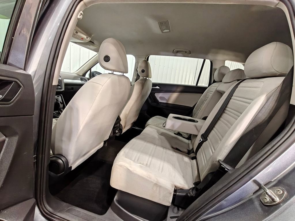 Used 2022 Volkswagen Tiguan S image 28