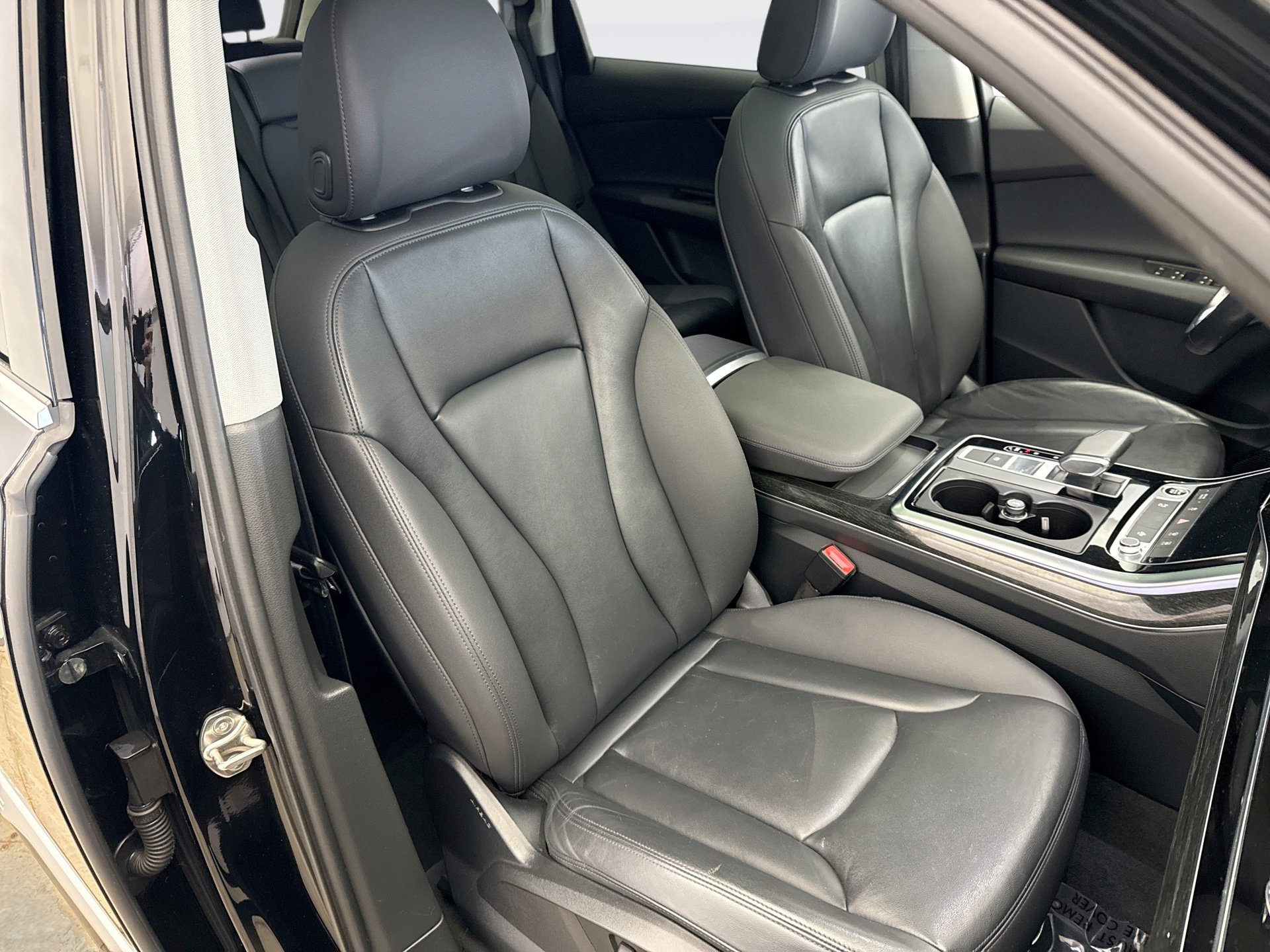 Used 2021 Audi Q7 3.0T Premium Plus image 19