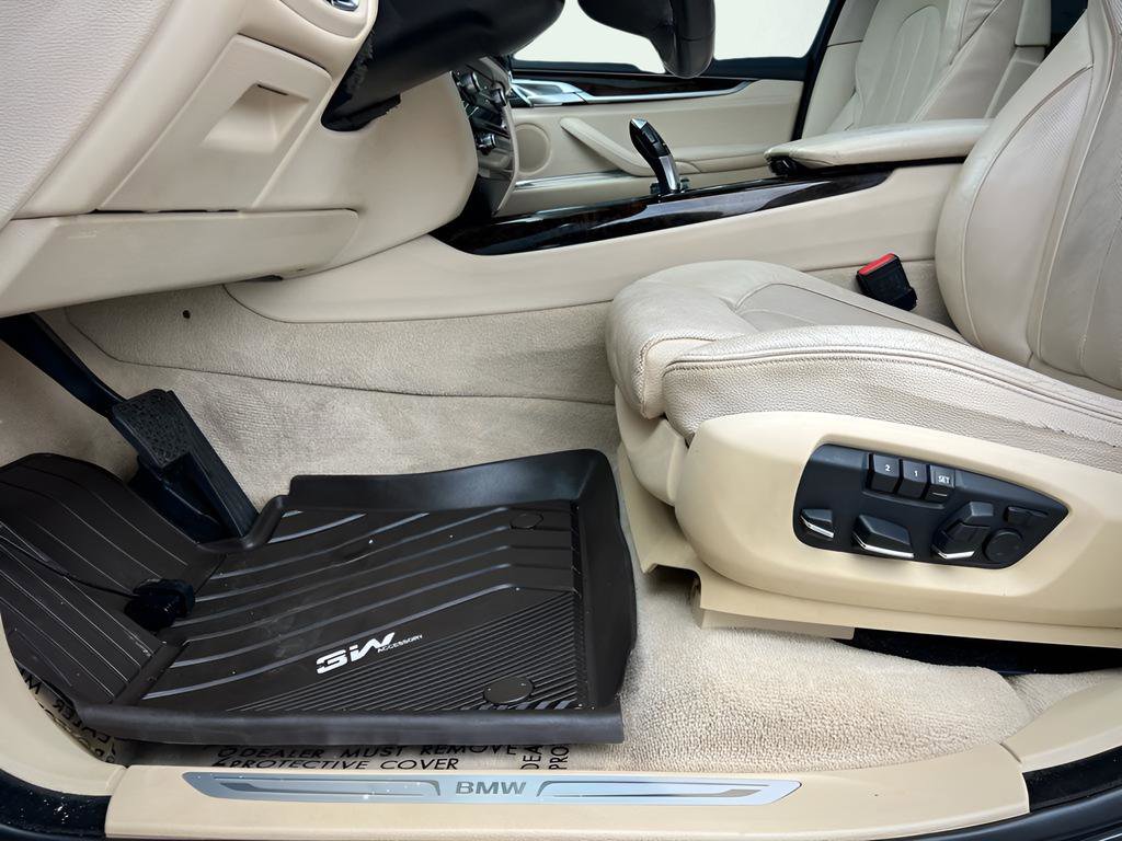 Used 2015 BMW X5 xDrive35d image 43