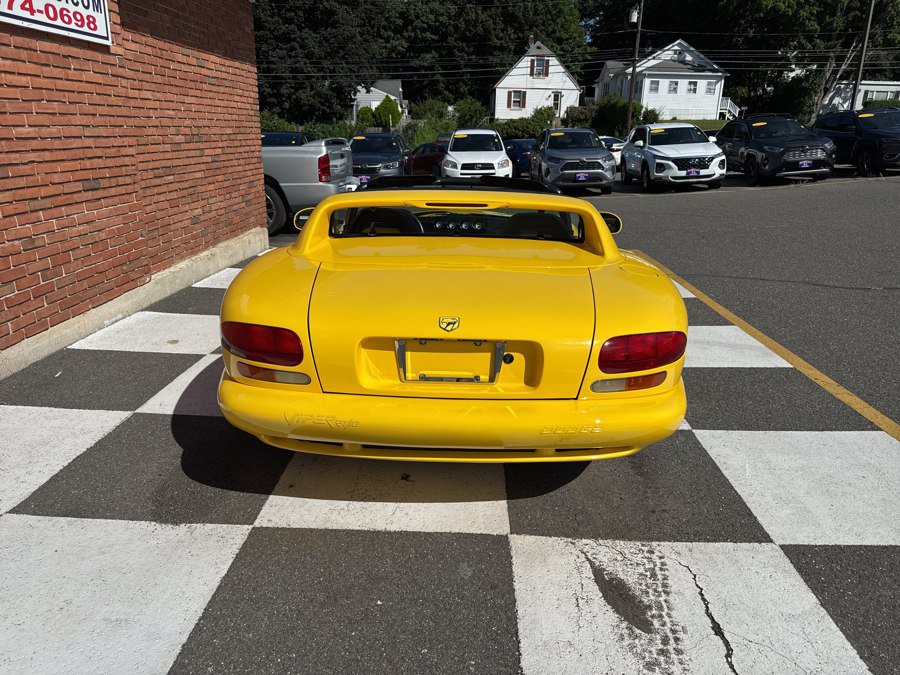 Used 1995 Dodge Viper RT/10 RWD image 4