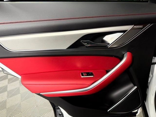 New 2026 Jaguar F-PACE R-Dynamic S image 24