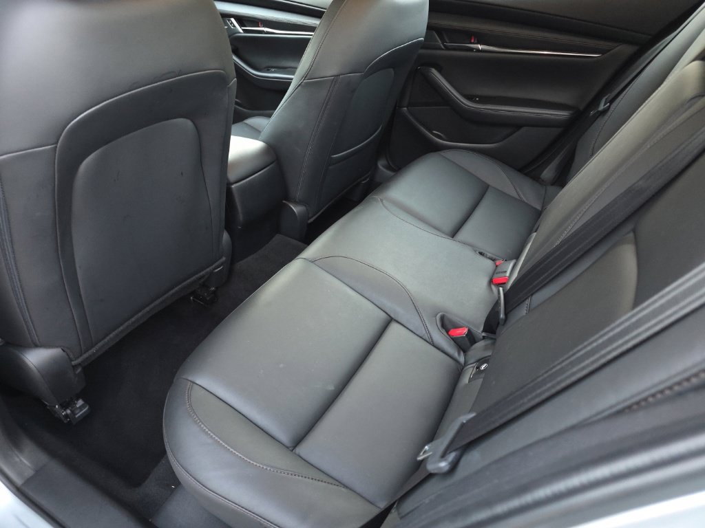 Used 2019 MAZDA MAZDA3 Sedan w/ Preferred Package FWD image 14