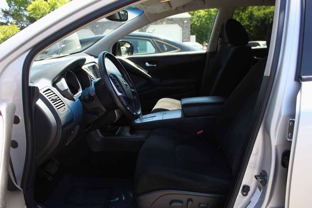 Used 2014 Nissan Murano SV AWD/4WD image 23