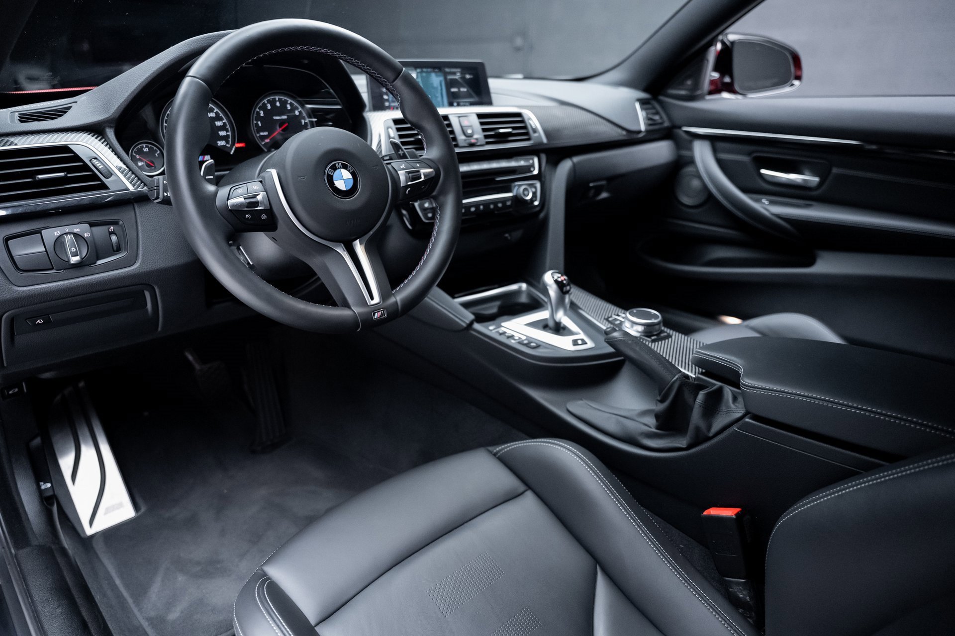 Used 2018 BMW M4 Coupe image 2