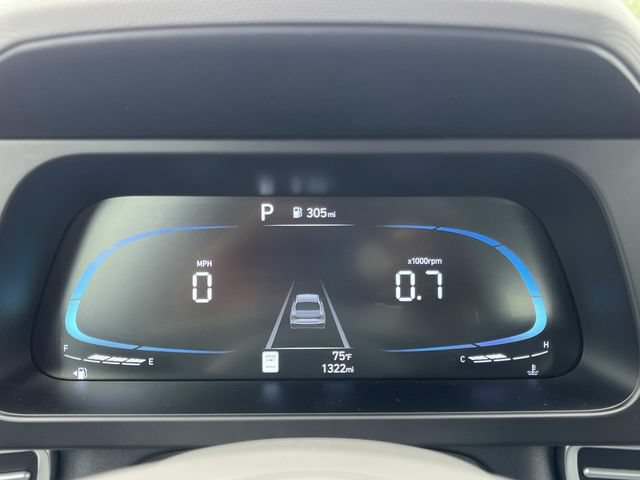 Certified 2025 Hyundai Elantra Sport FWD image 34