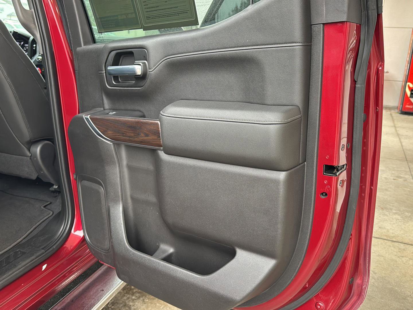 Used 2020 GMC Sierra 1500 SLT w/ SLT Premium Plus Package image 13