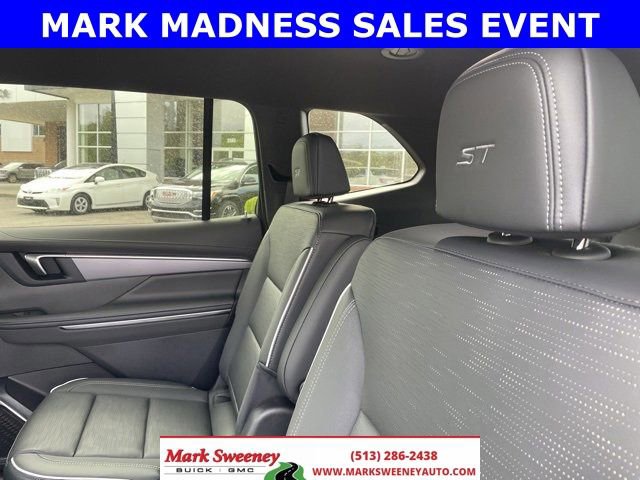 New 2026 Buick Enclave Sport Touring w/ Power Package image 17