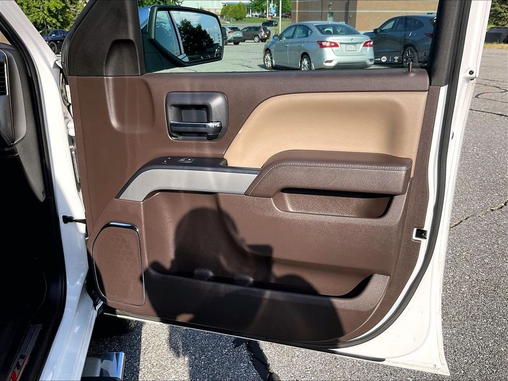 Used 2018 Chevrolet Silverado 1500 LTZ Z71 AWD/4WD image 12