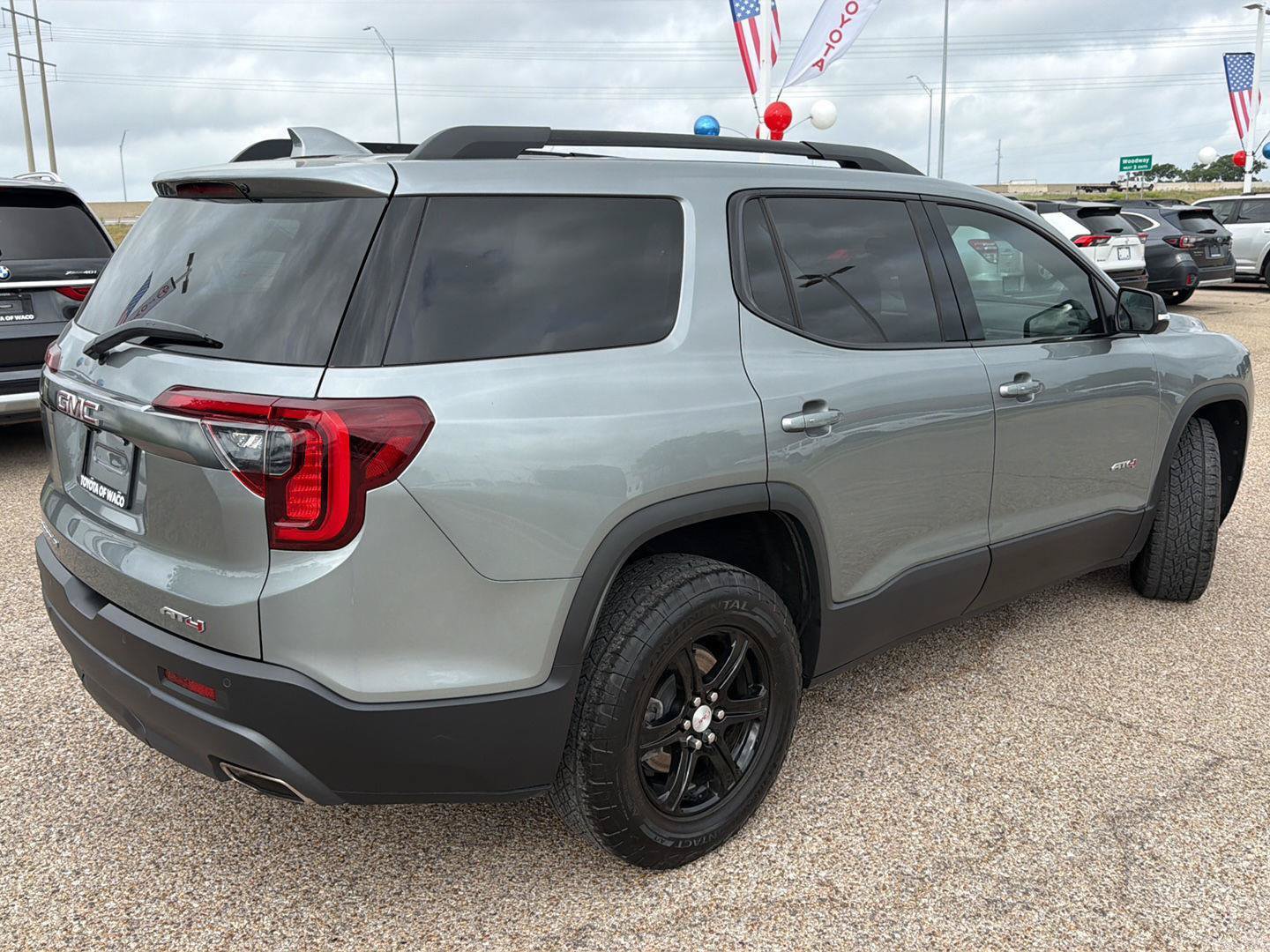 Used 2023 GMC Acadia AT4 w/ Technology Package AWD/4WD image 3