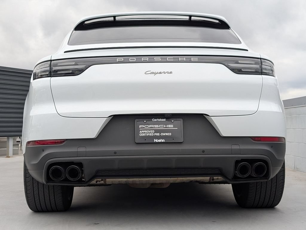 Certified 2023 Porsche Cayenne Platinum Edition AWD/4WD image 11
