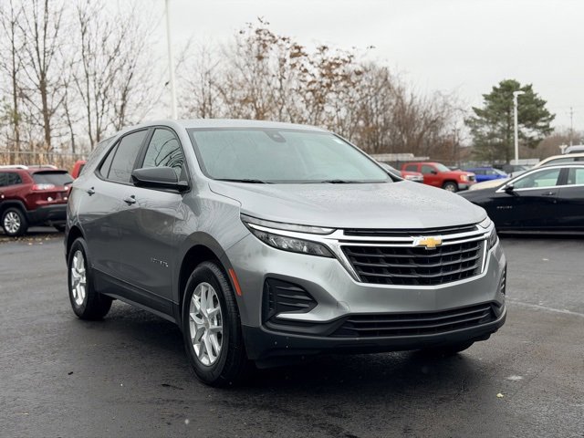 Certified 2024 Chevrolet Equinox LS w/ LS Convenience Package image 3