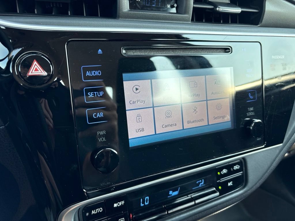 Used 2017 Toyota Corolla LE FWD image 21