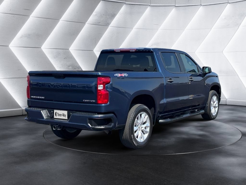 Certified 2023 Chevrolet Silverado 1500 Custom AWD/4WD image 5