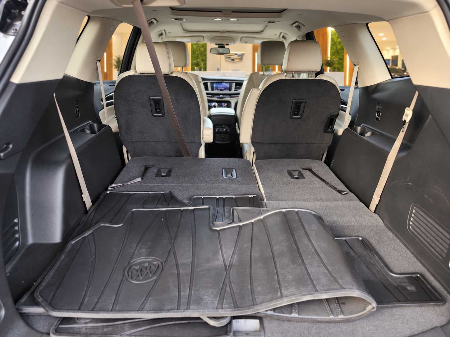 Used 2020 Buick Enclave Essence AWD/4WD image 19