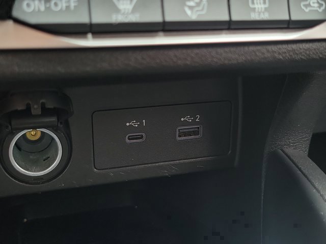 Used 2025 Nissan Versa SR w/ Trunk Package FWD image 26