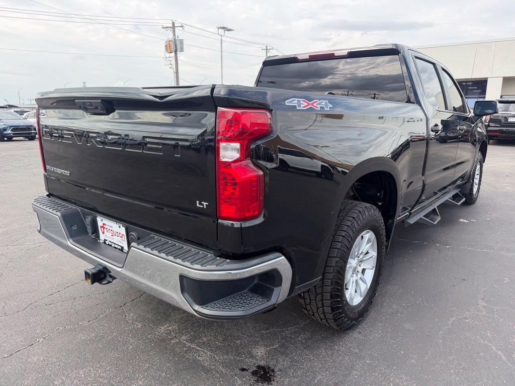 Used 2023 Chevrolet Silverado 1500 LT AWD/4WD image 3