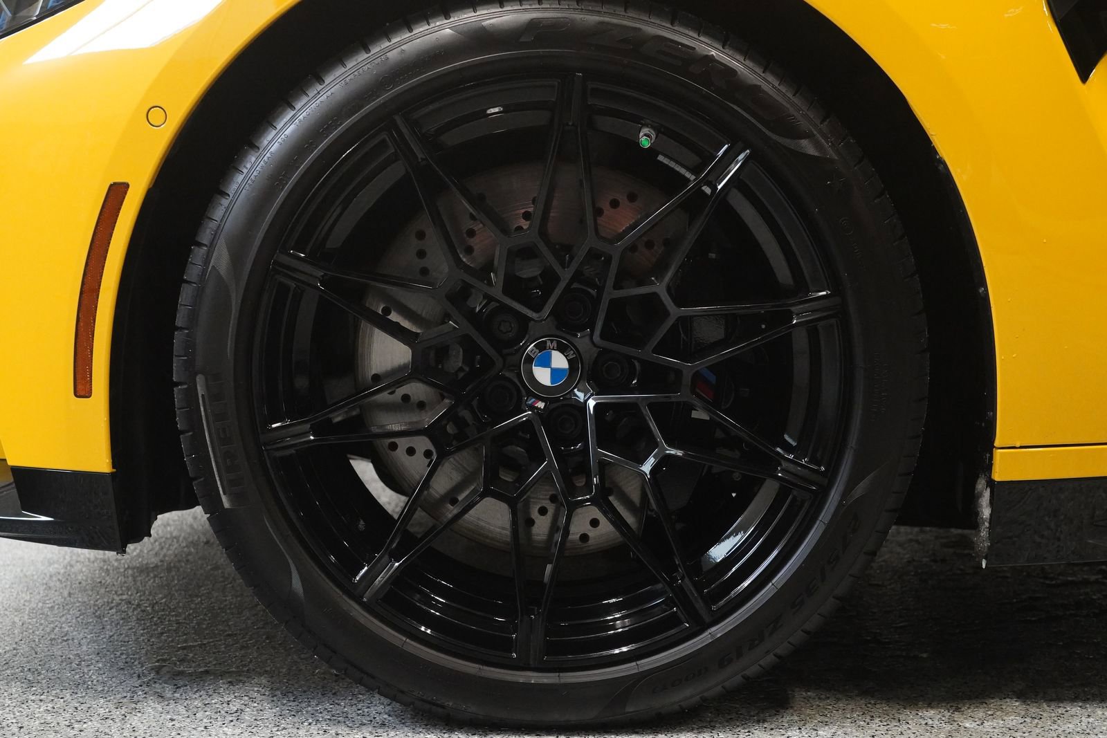 Used 2025 BMW M4 xDrive Competition image 13