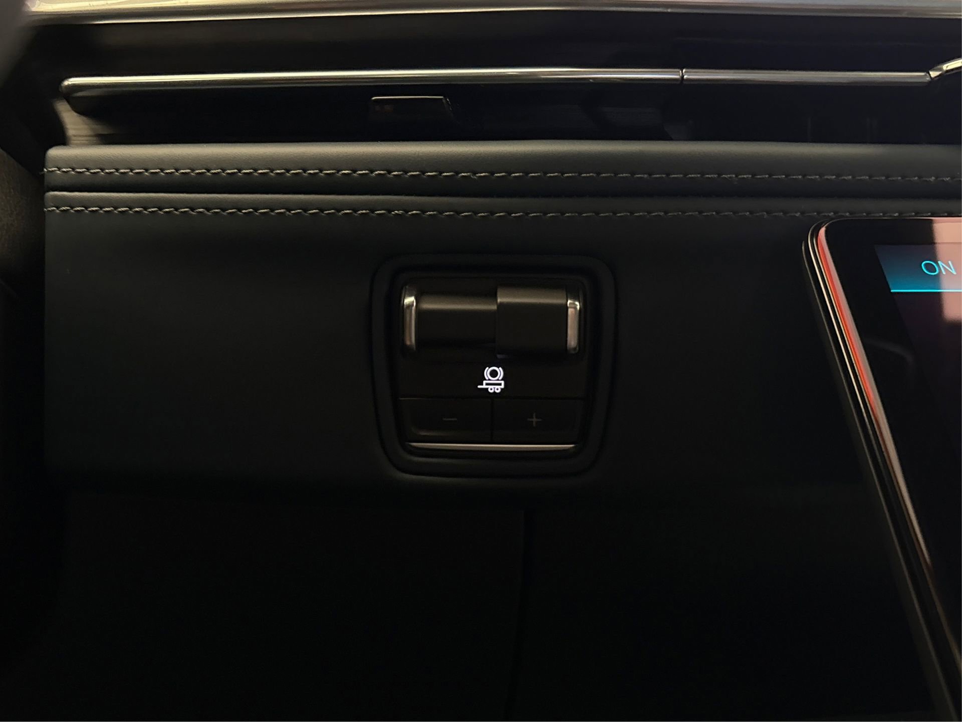 New 2025 Cadillac Escalade IQ Luxury 2 image 27