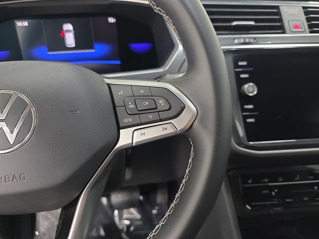 Used 2022 Volkswagen Tiguan SE AWD/4WD image 18
