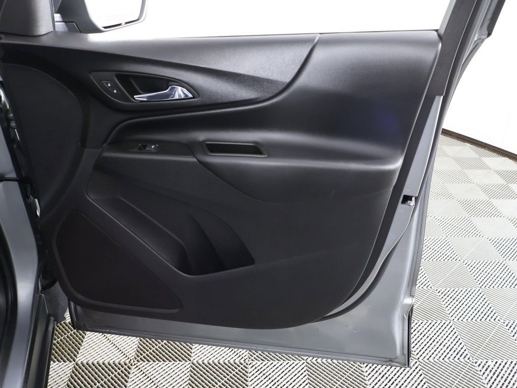 Used 2023 Chevrolet Equinox LT image 22