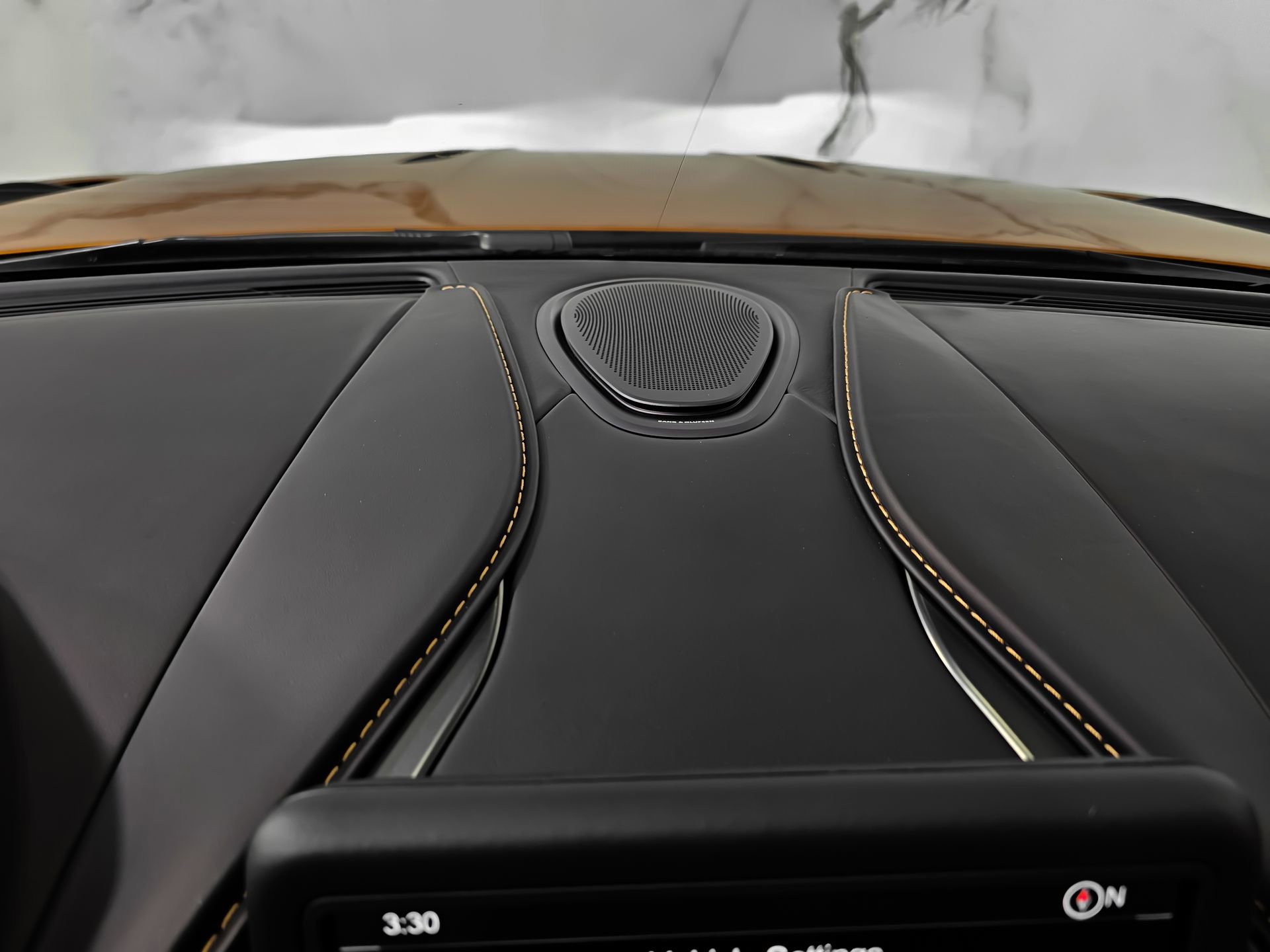 Used 2017 Aston Martin DB11 V12 image 25