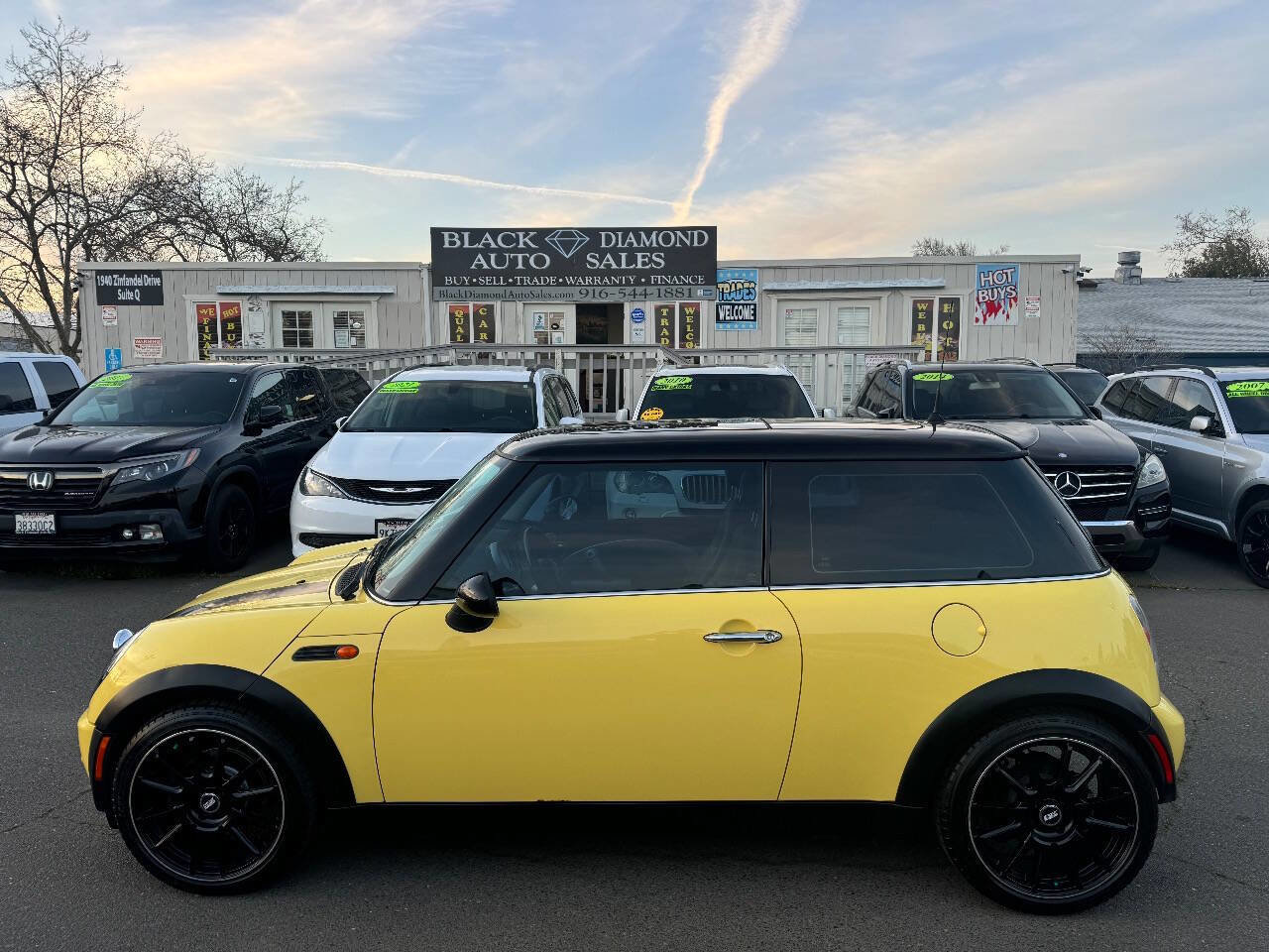 Used 2002 MINI Cooper Hardtop image 3