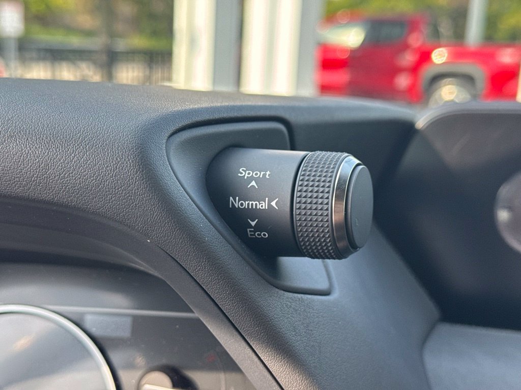 Used 2020 Lexus UX 250h w/ Premium Package AWD/4WD image 43