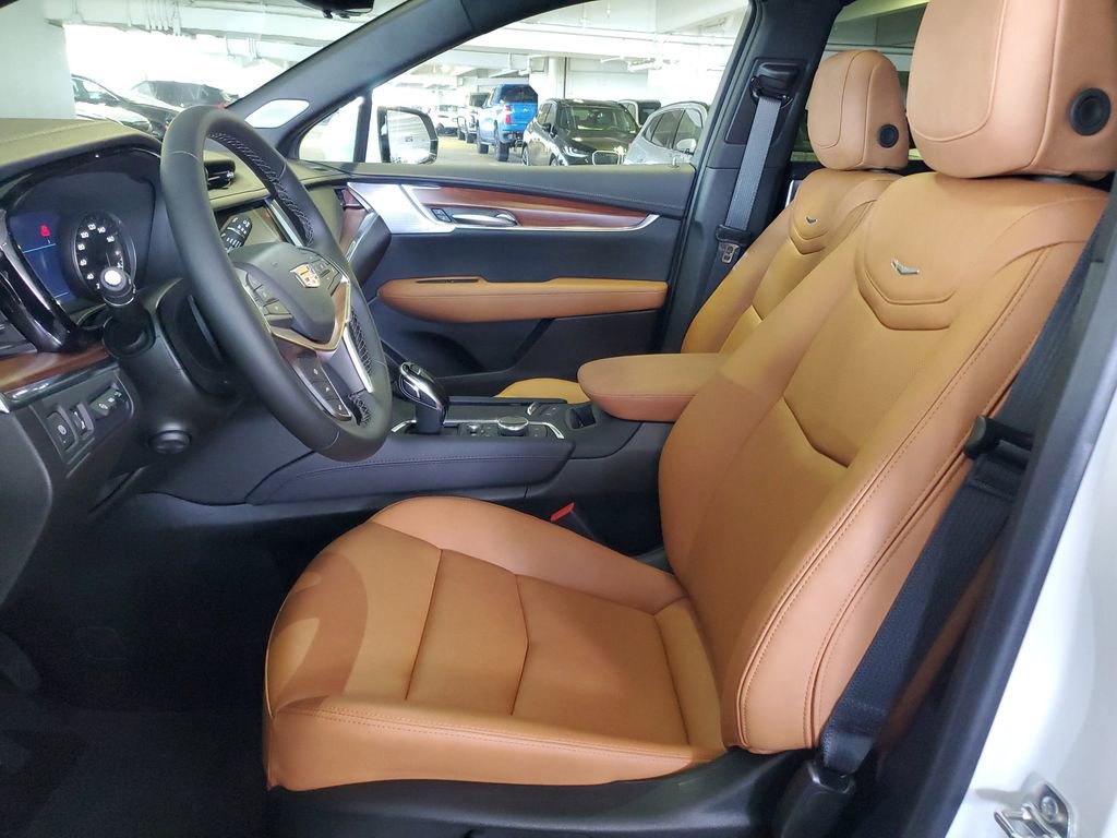 New 2026 Cadillac XT5 Premium Luxury w/ Driver Assist Package FWD image 16