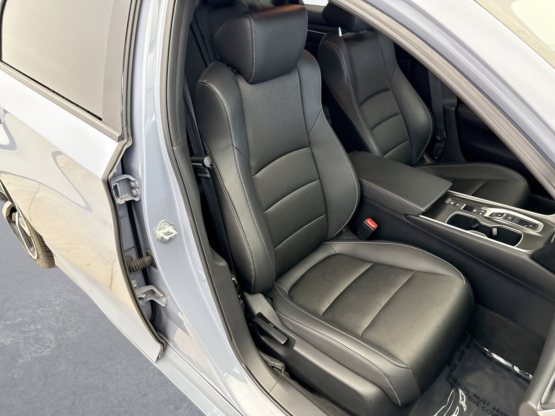 Used 2022 Honda Accord Sport image 16