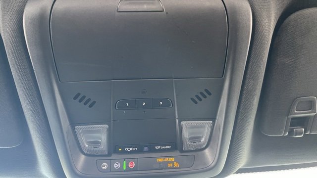 Used 2025 Chevrolet Blazer RS image 43