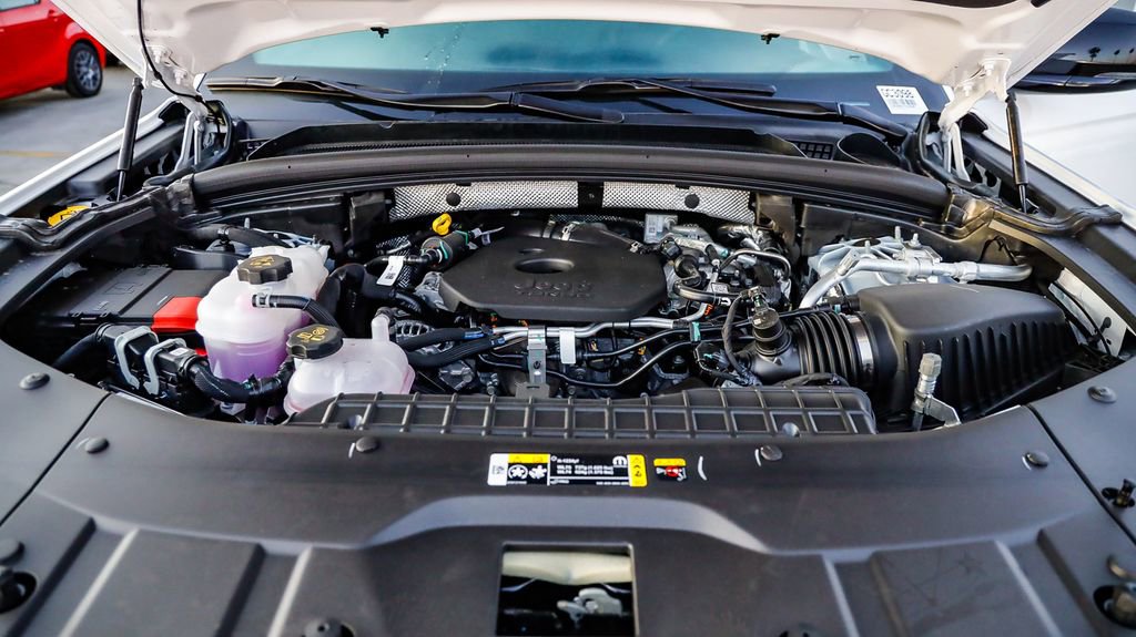 New 2026 Jeep Grand Cherokee Limited w/ Limited Altitude Package image 31