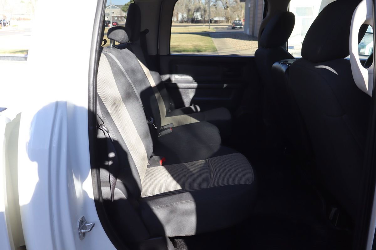 Used 2012 RAM 3500 ST w/ Chrome Appearance Group AWD/4WD image 21