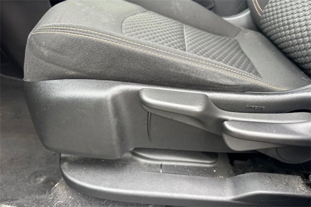 Used 2020 GMC Terrain SLE w/ Elevation Edition image 13