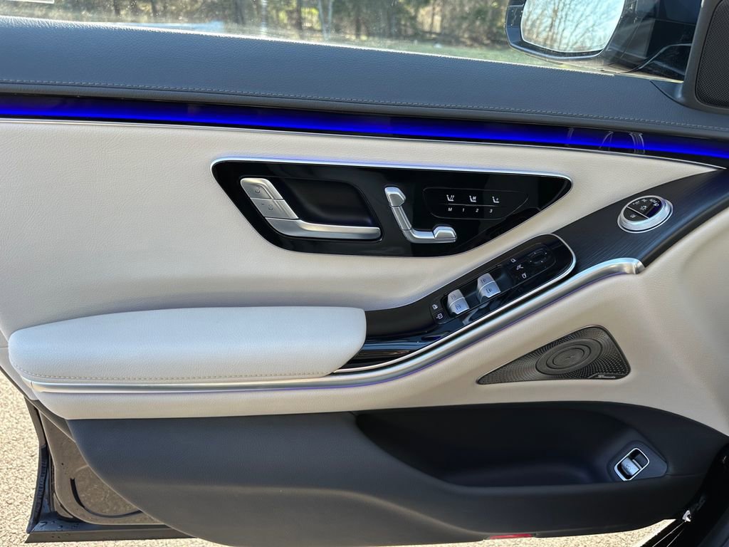 Used 2023 Mercedes-Benz S 500 4MATIC image 25