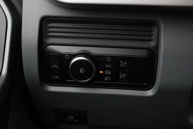New 2026 Ford F250 XL AWD/4WD image 9