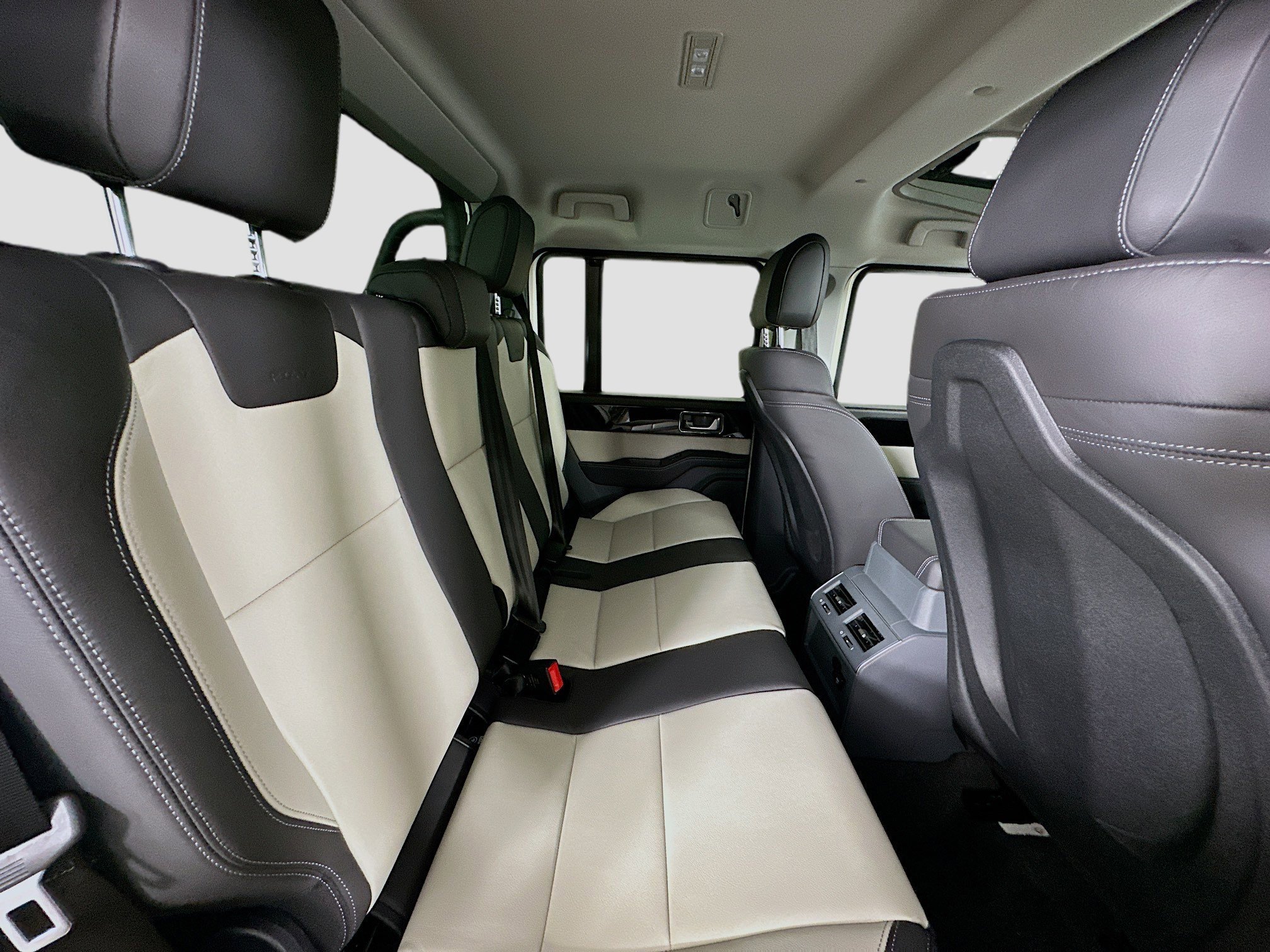 New 2025 INEOS Grenadier Quartermaster AWD/4WD image 44