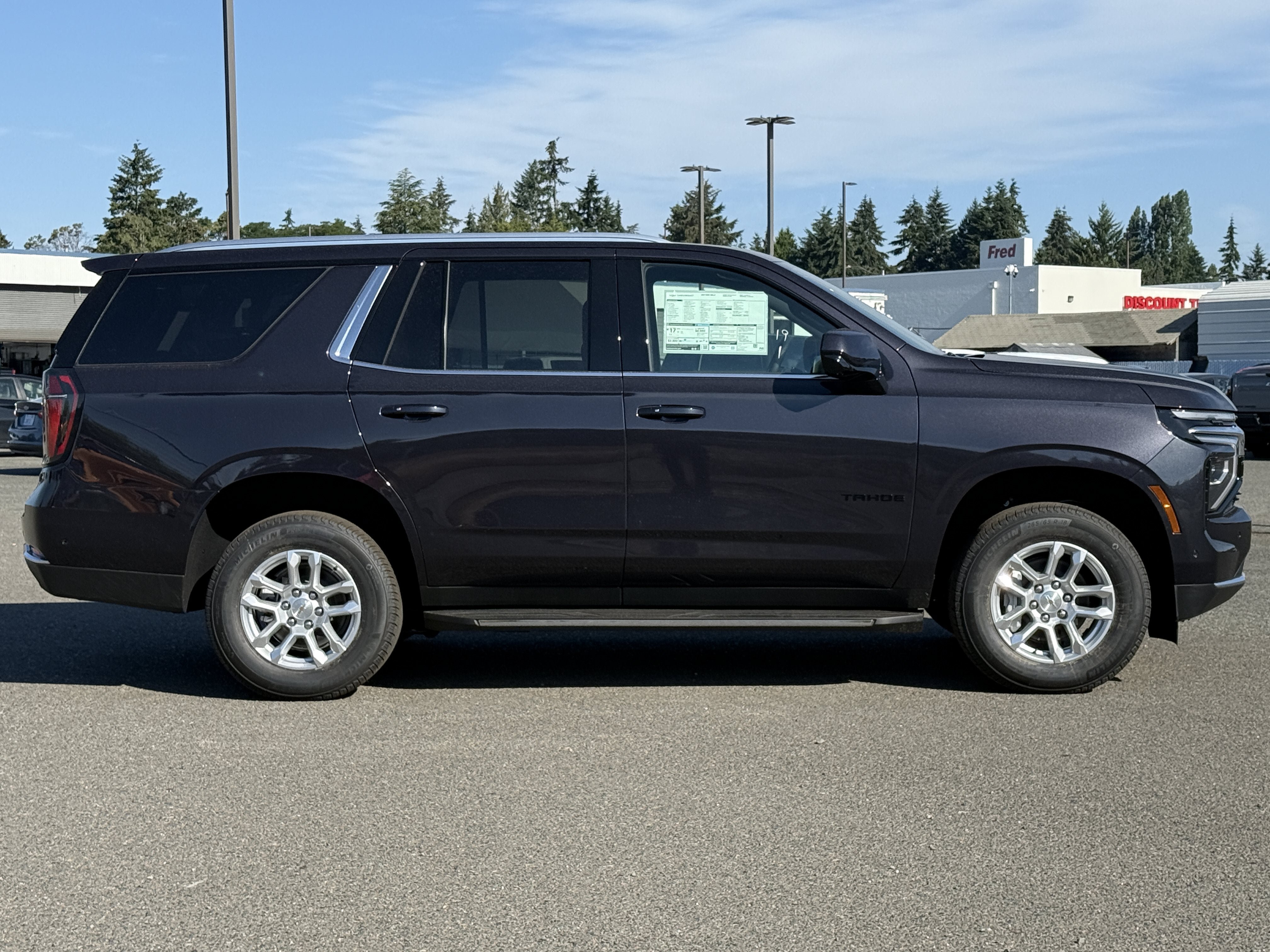 New 2026 Chevrolet Tahoe LS w/ LPO, Dark Essentials Package AWD/4WD image 6