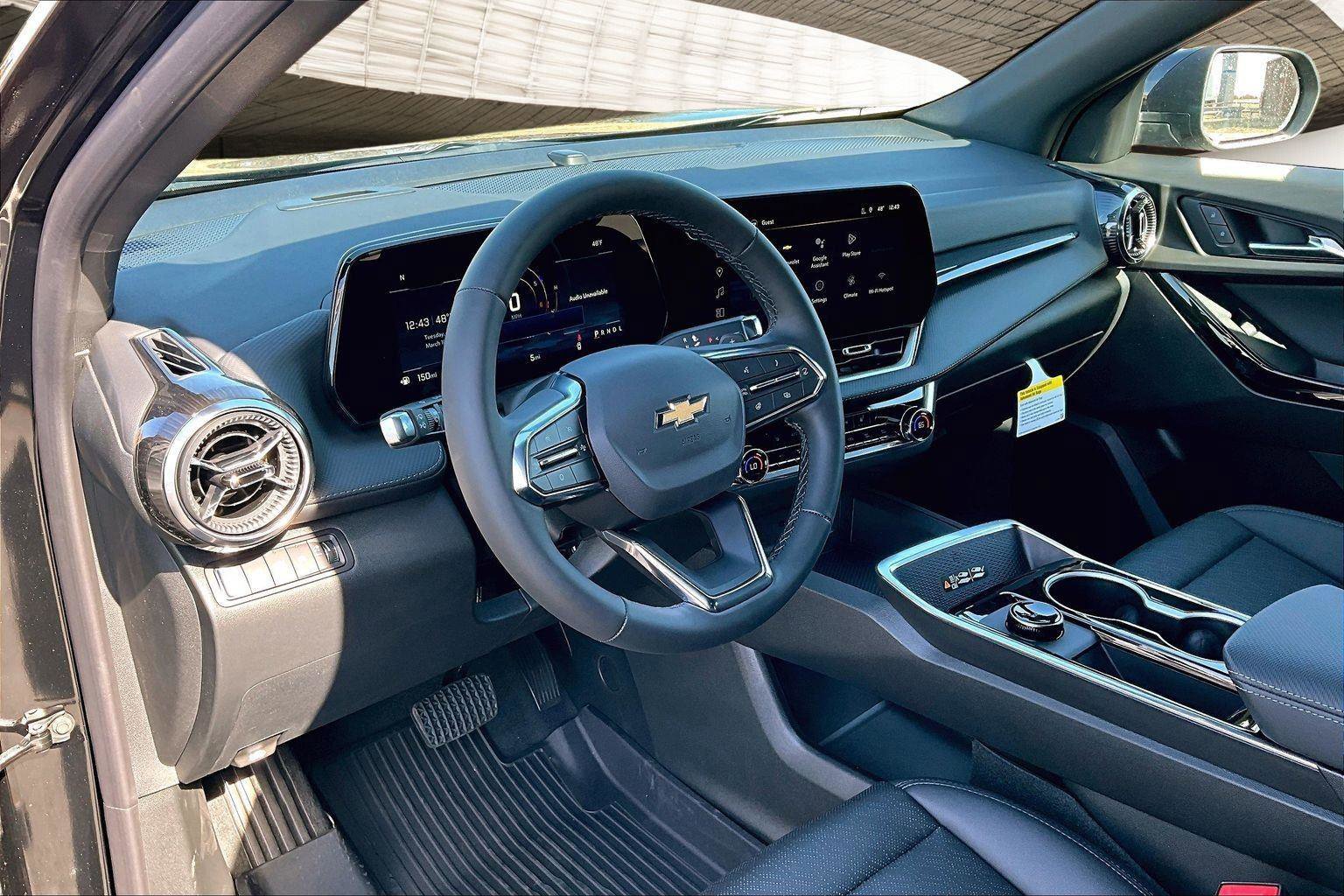 New 2026 Chevrolet Equinox LT w/ Convenience Package II image 8