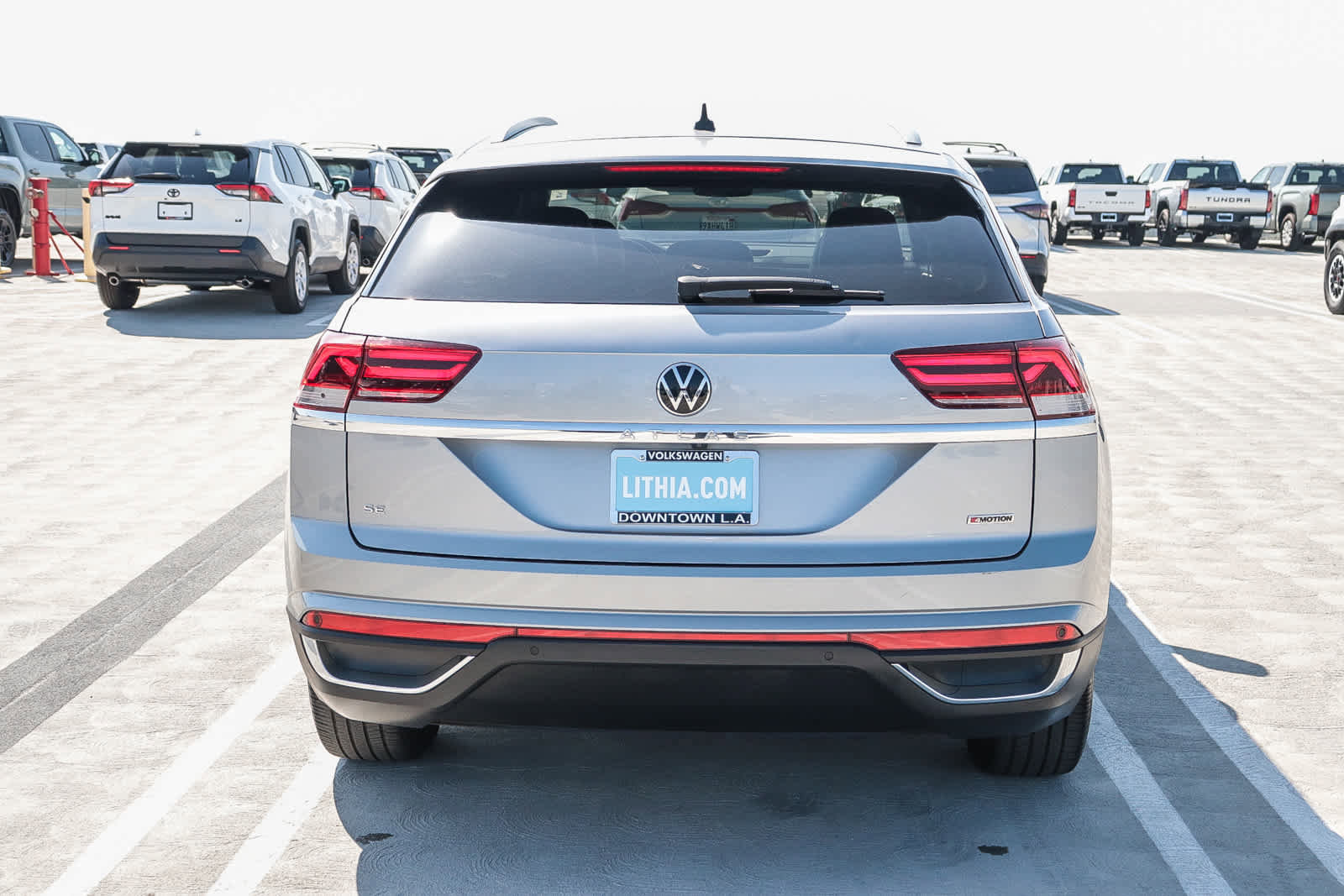 Used 2022 Volkswagen Atlas Cross Sport SE image 7