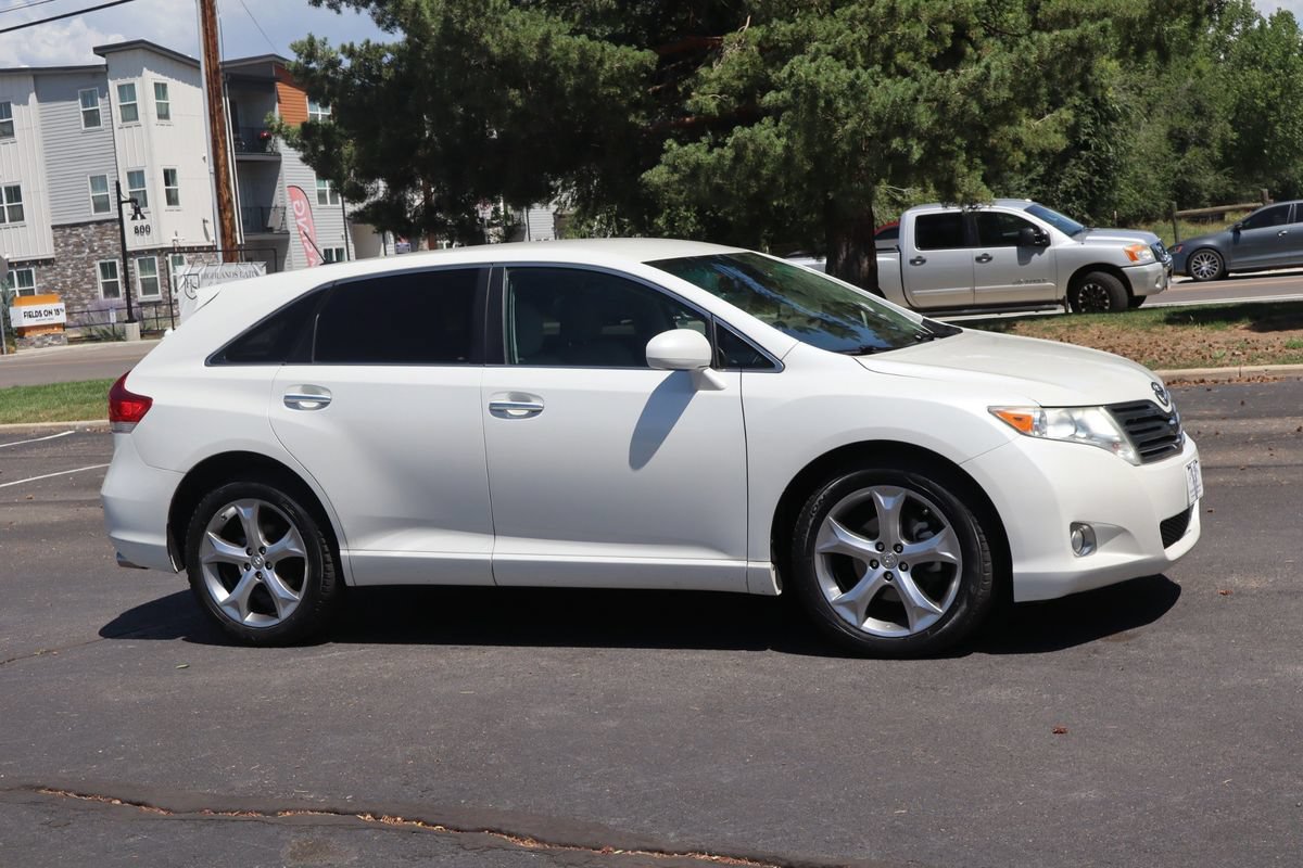 Used 2009 Toyota Venza AWD image 2
