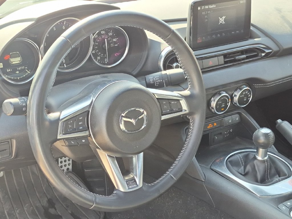 Used 2020 MAZDA MX-5 Miata Grand Touring RWD image 13