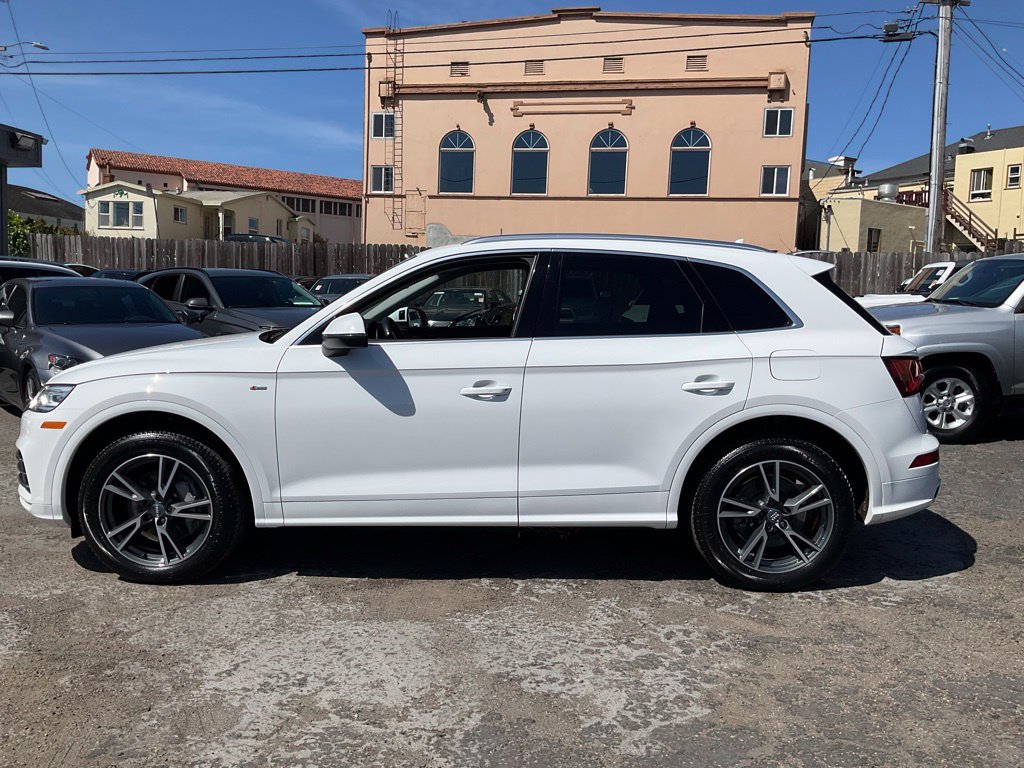 Used 2020 Audi Q5 e Premium w/ Convenience Package AWD/4WD image 6