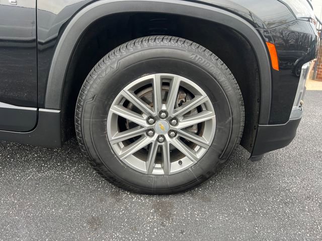 Used 2023 Chevrolet Traverse LT image 28