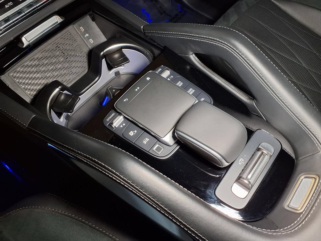 Used 2025 Mercedes-Benz GLS 63 AMG 4MATIC image 6
