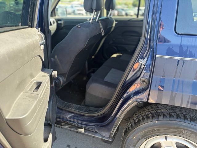 Used 2015 Jeep Patriot Sport FWD image 19