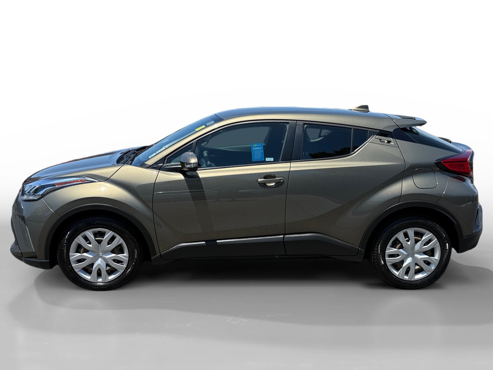 Used 2021 Toyota C-HR LE FWD image 2